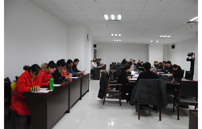 我縣社會化工會工作者正式上崗