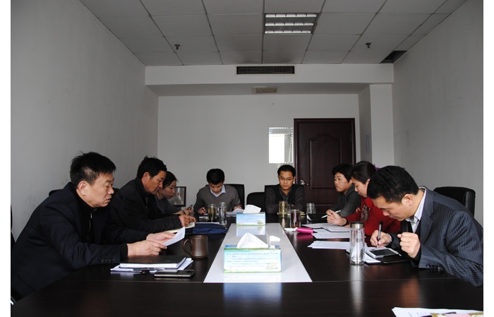 縣總工會(huì)召開作風(fēng)建設(shè)查擺問題征求意見會(huì)