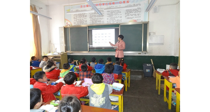 “師德典型在身邊”——汶上鎮(zhèn)西門小學教師陳雪萍