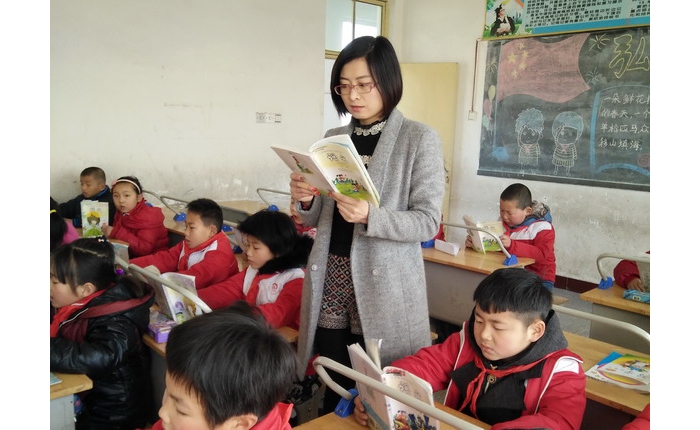 “師德典型在身邊”——郭樓鎮(zhèn)大李小學(xué)教師楊麗娟