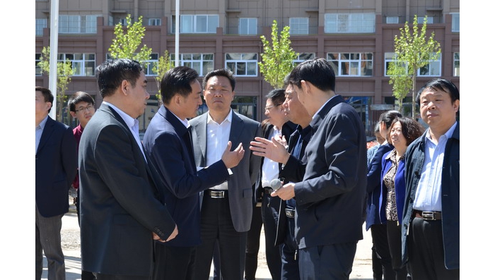 縣人大常委會視察調(diào)研解決城鎮(zhèn)普通中小學(xué)大班額問題工作