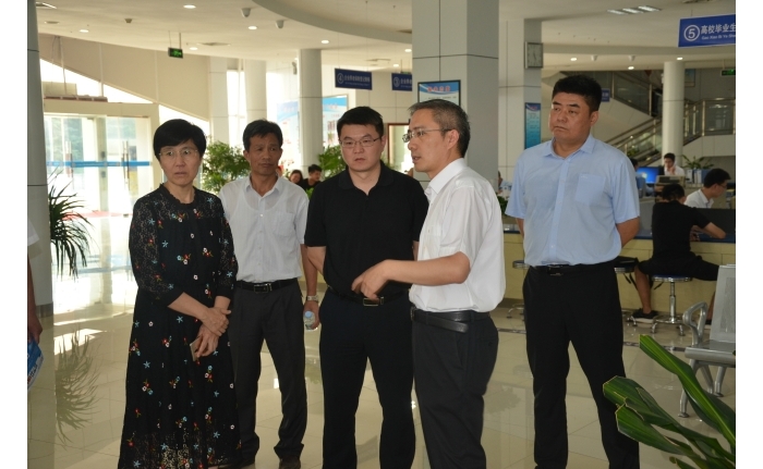 汶上縣人民政府 工作動態(tài) 李志紅調(diào)研縣人社局“放管服”改革工作情況