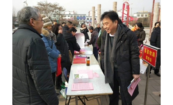 汶上縣人民政府 部門動態(tài) 縣畜牧獸醫(yī)局參加全縣科技、文化、衛(wèi)生“三下鄉(xiāng)”活動