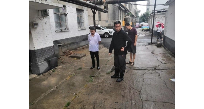 汶上縣人民政府 工作動態(tài) 【汶上防汛工作】縣住房保障中心全力做好城區(qū)住宅小區(qū)防汛工 ...